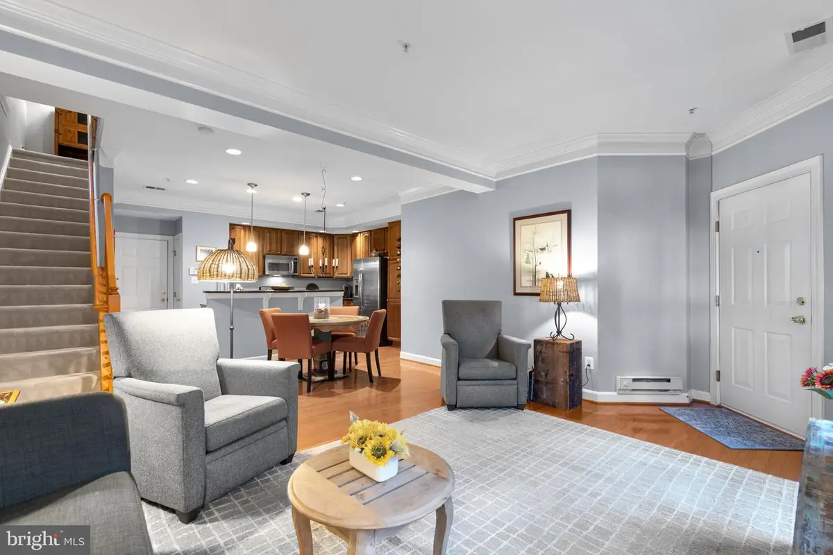 5623 Harrington Falls Ln #a, Alexandria, VA 22312 - Image #1