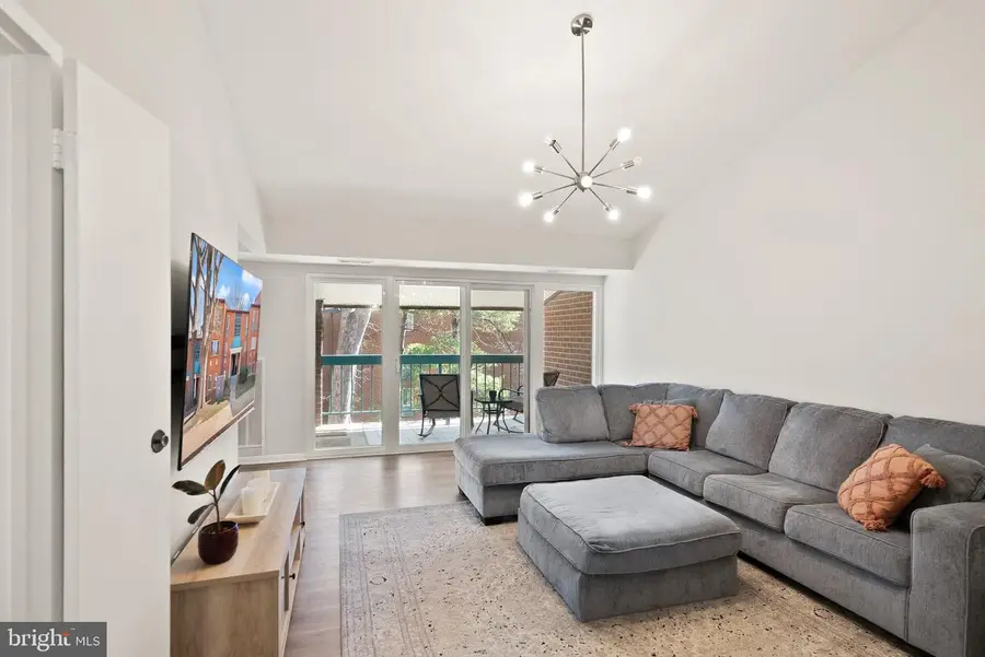 11812 Breton Ct #21d, Reston, VA 20191 - #2