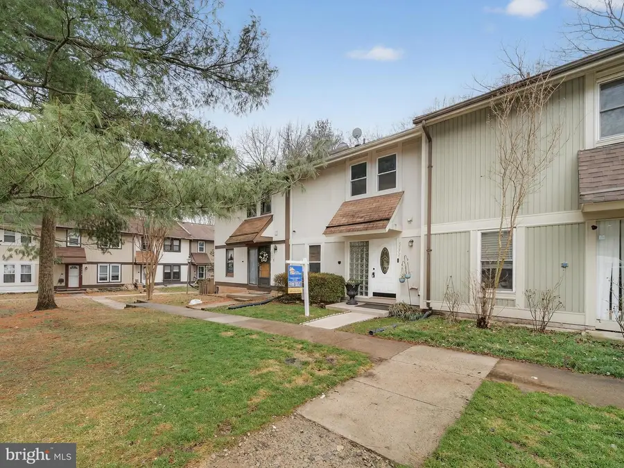 5552 Peppercorn Dr, Burke, VA 22015 - #3