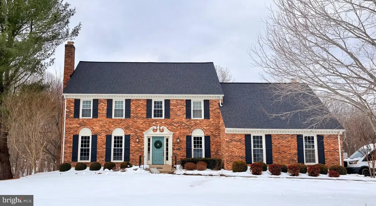 10500 Mount Sunapee Rd., Vienna, VA 22182 - #1