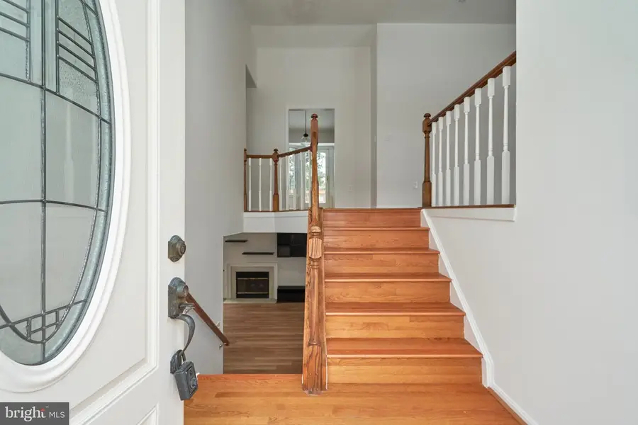 13715 Eastcliff Cir, Centreville, VA 20120 - #3