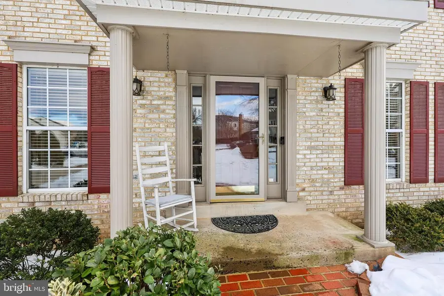 1326 Stourhead Ct, Herndon, VA 20170 - #2