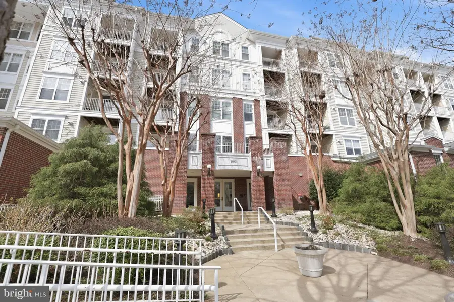 1641 International Dr #114, McLean, VA 22102 - #2