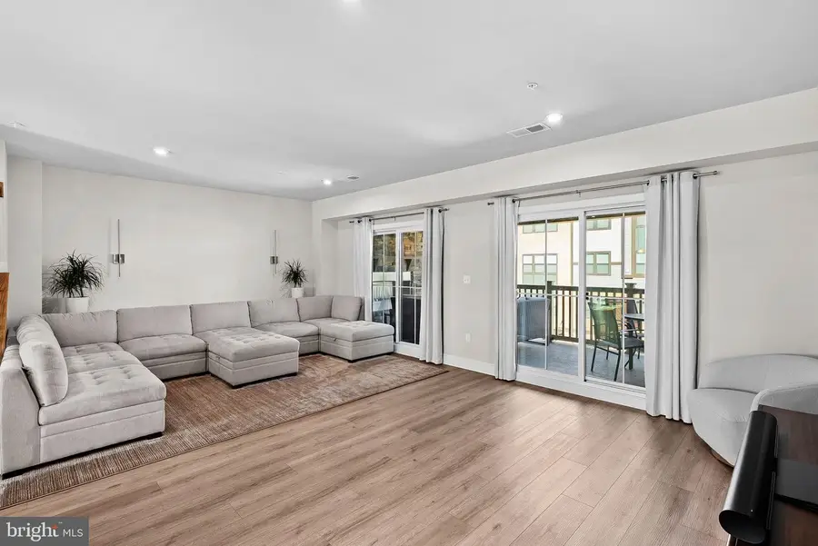 14522 George Carter Way, Chantilly, VA 20151 - #3