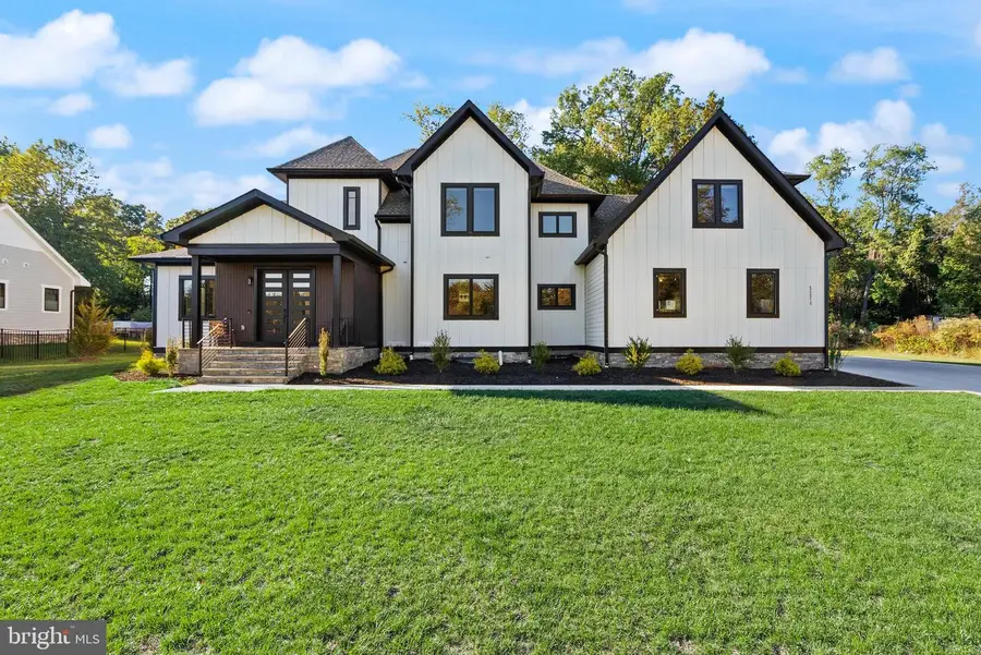 5524 Summit St, Centreville, VA 20120 - #2