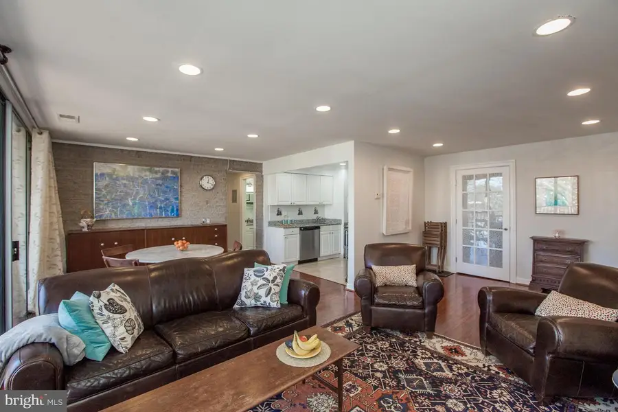 4415 Briarwood Ct N #32, Annandale, VA 22003 - #2