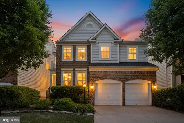 9017 Harrover Pl, LORTON, VA 22079