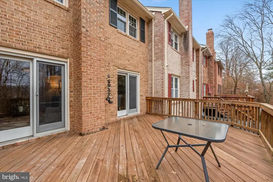 8237 Clifton Farm Ct, Alexandria, VA 22306 - #3