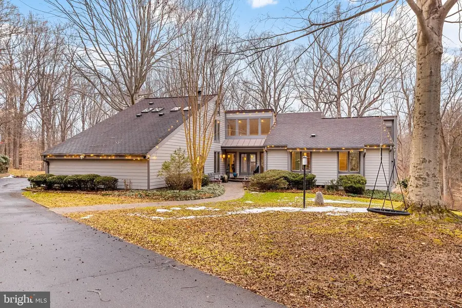 5500 Beech Ridge Dr, Fairfax, VA 22030 - #2