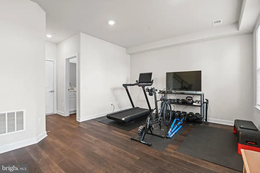 13007 Hattontown Sq, Herndon, VA 20171 - #3