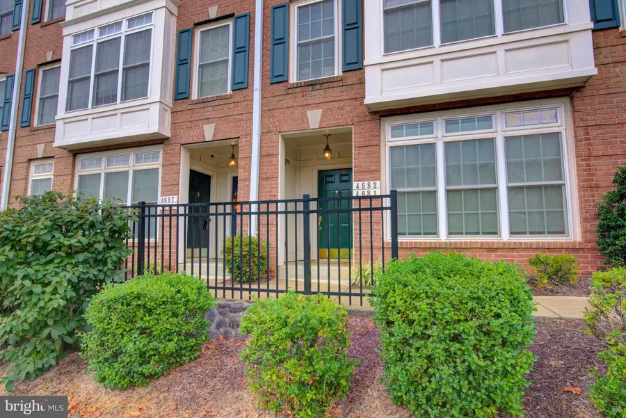 4683 Eggleston Ter #232, Fairfax, VA 22030 - #2