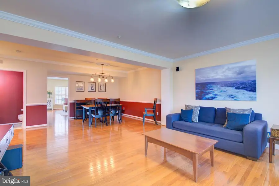 4683 Eggleston Ter #232, Fairfax, VA 22030 - #3