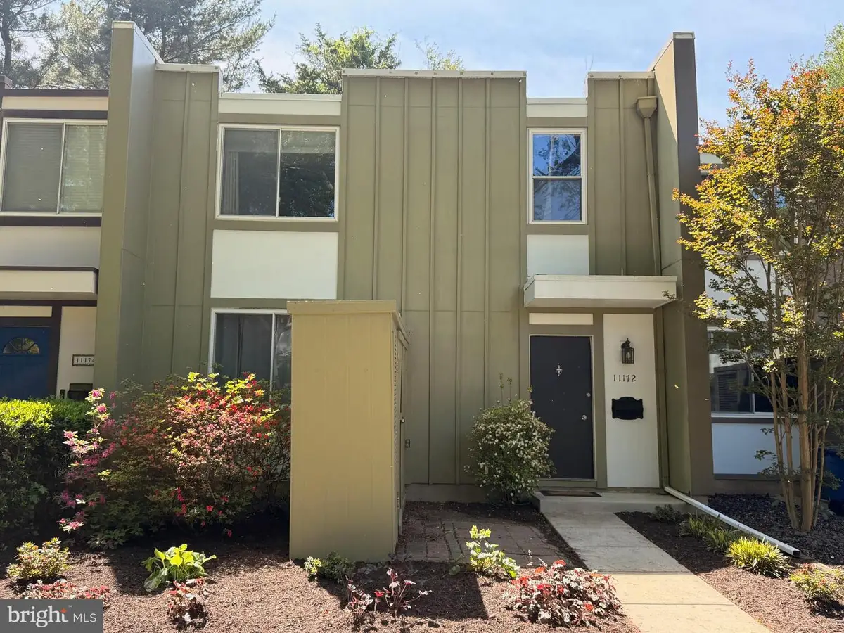 11172 Forest Edge Dr, Reston, VA 20190 - #1