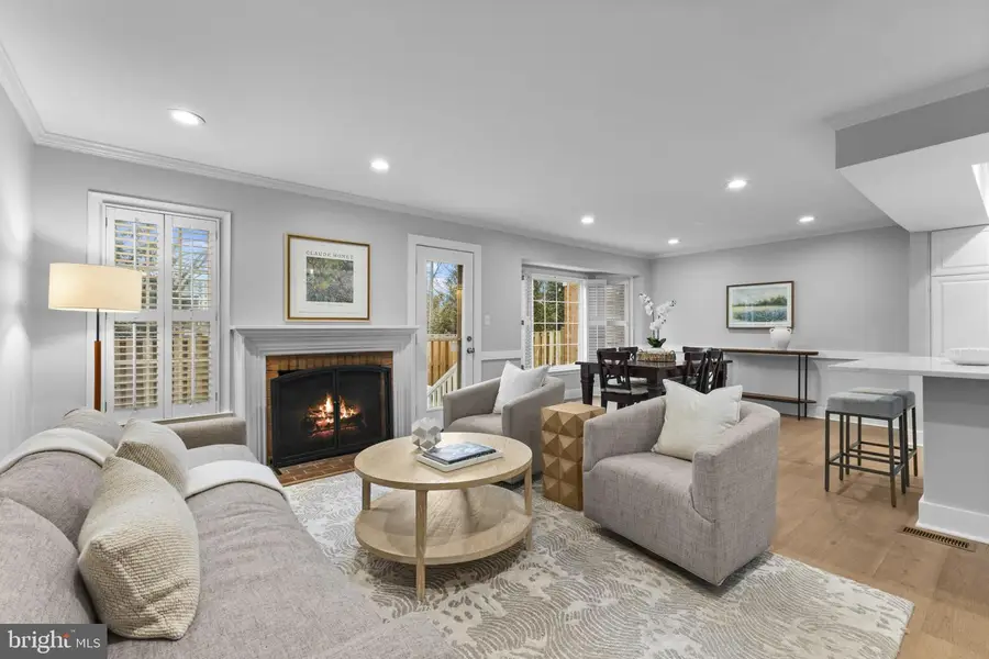 1802 Duffield Ln, Alexandria, VA 22307 - #2