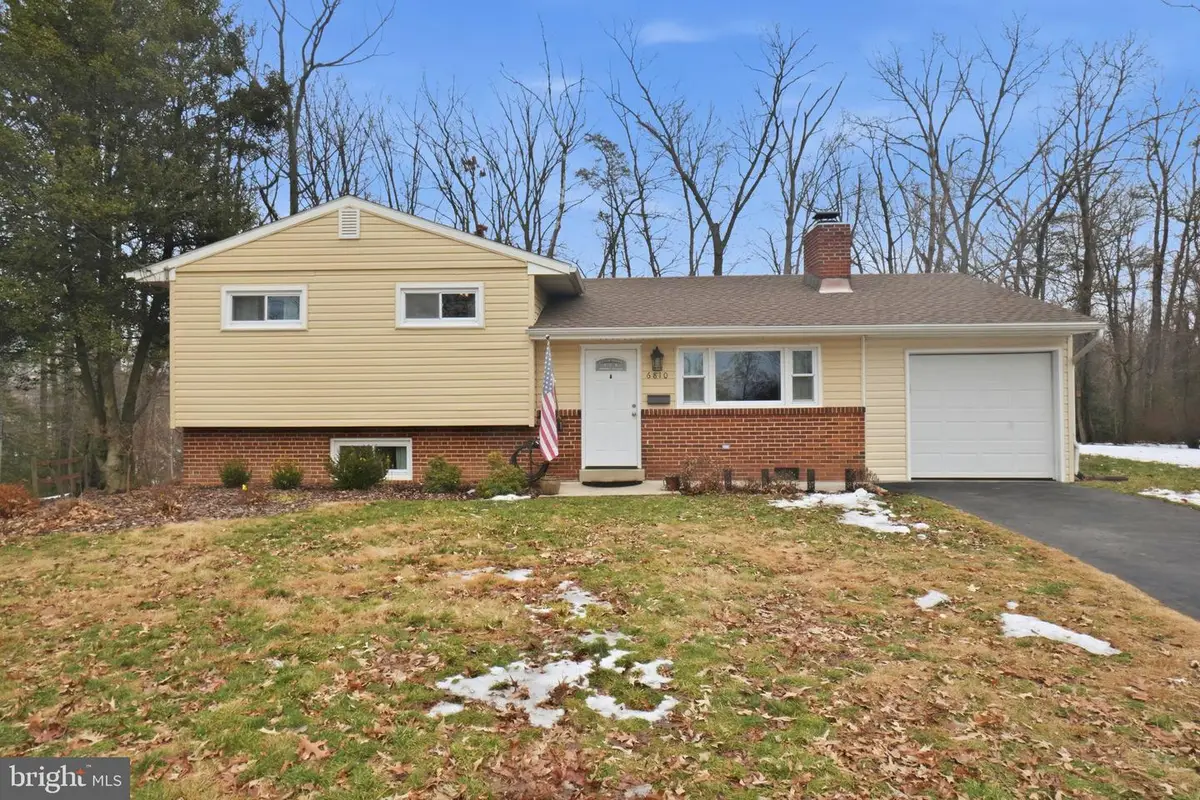 6810 Mayo Ct, Springfield, VA 22150 - #1