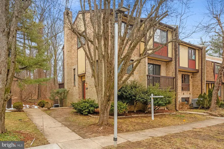 4712 Deer Run Ct, Alexandria, VA 22306 - #2