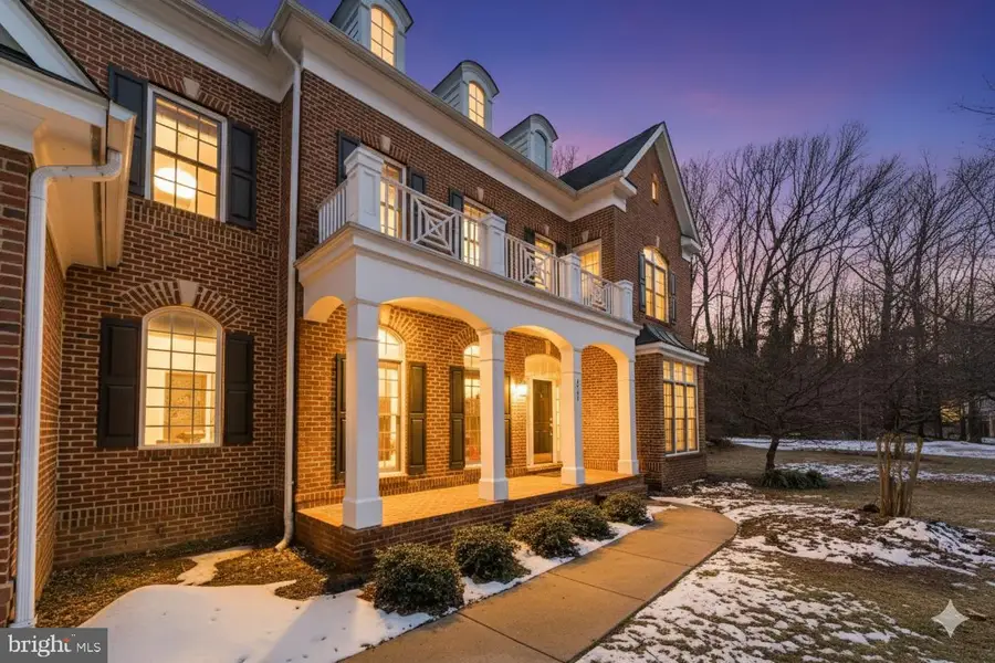 3757 Tennis Ct, Falls Church, VA 22041 - #3