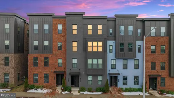 12910 Sunrise Ridge Aly #60, HERNDON, VA 20171