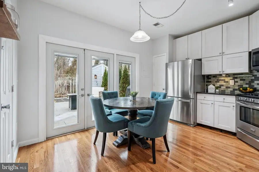 7104 Cold Spring Ct, Alexandria, VA 22306 - #2