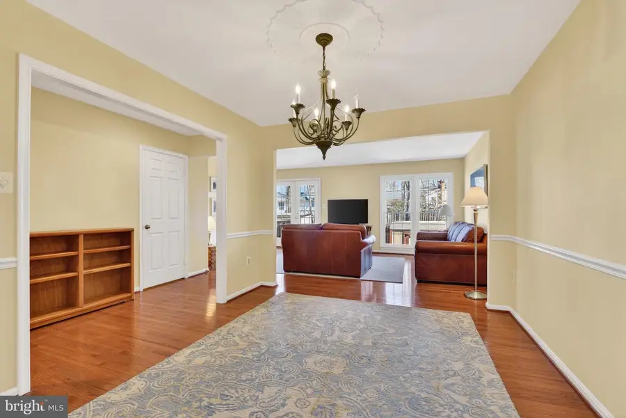 9022 Gavelwood Ct, Springfield, VA 22153 - #3