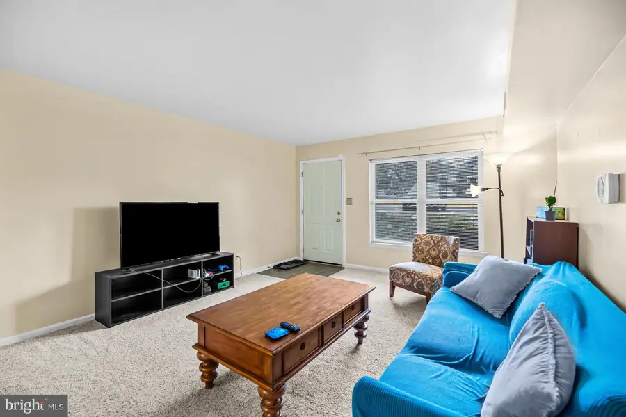 5815 Orchard Hill Ct #5815, Clifton, VA 20124 - #3