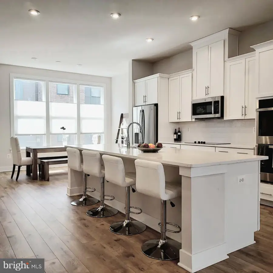 2433 Liberty Loop, Herndon, VA 20171 - #3