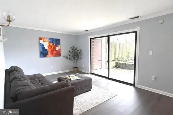 7334 Tavenner Ln #1a, ALEXANDRIA, VA 22306