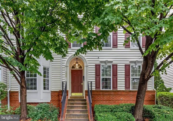 1520 Northern Neck Dr #101, VIENNA, VA 22182