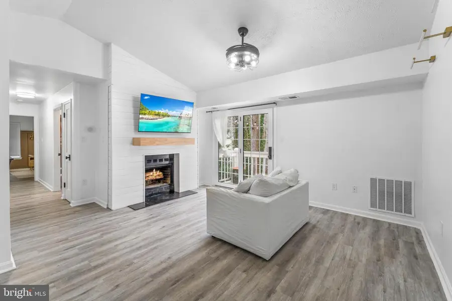 8608 Shadwell Dr #45, Alexandria, VA 22309 - #3