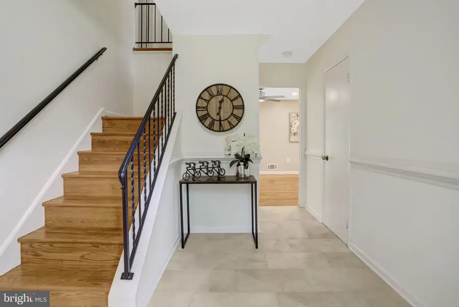 5814 Clermont Dr, Alexandria, VA 22310 - #2
