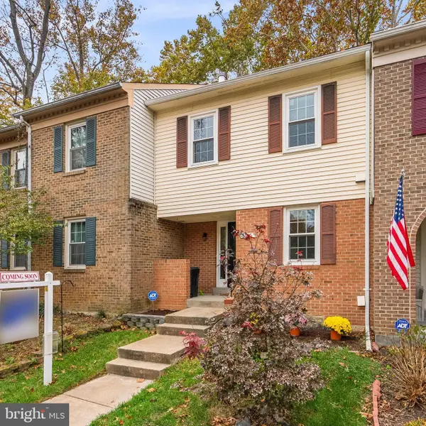 6045 Crown Royal Cir, ALEXANDRIA, VA 22310