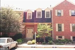 10441 Carriagepark Ct, FAIRFAX, VA 22032