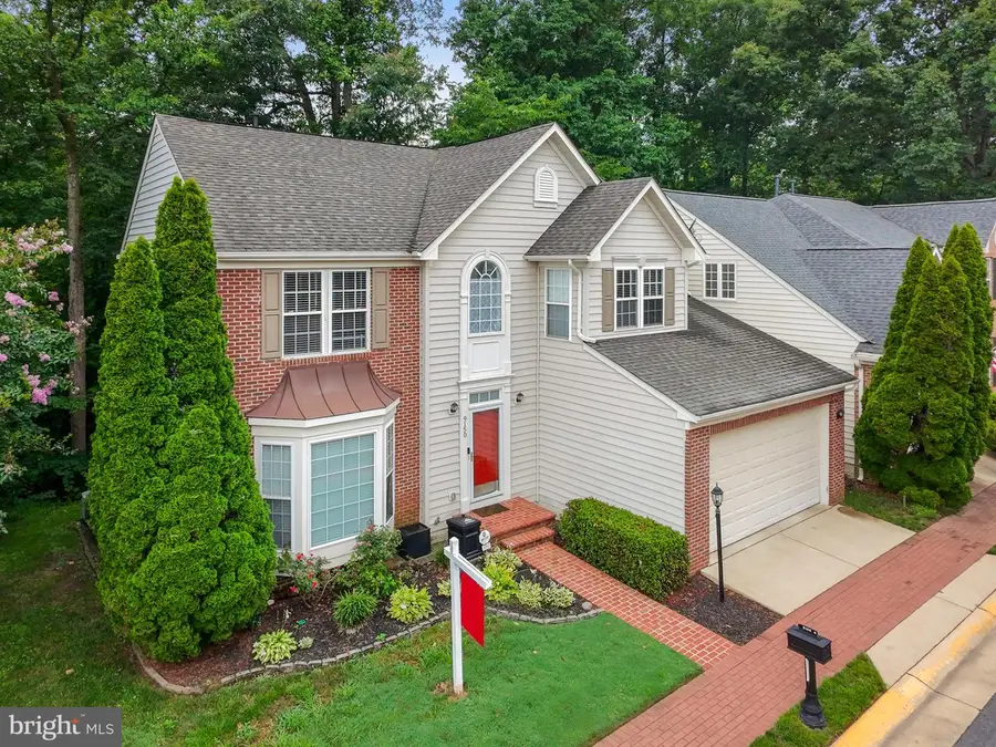 9150 Stonegarden Dr, Lorton, VA 22079 - #2