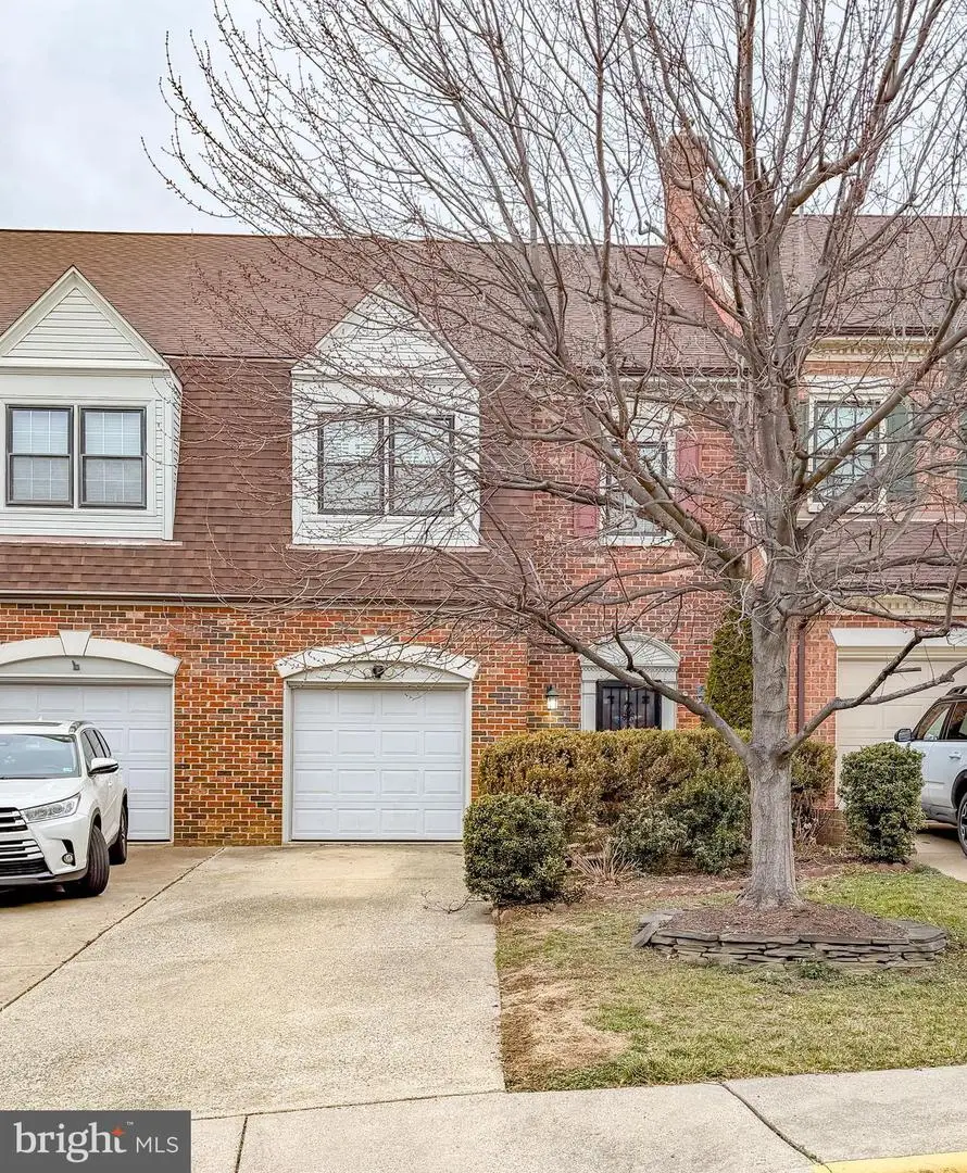 6312 Chaucer View Cir, Alexandria, VA 22304 - #2