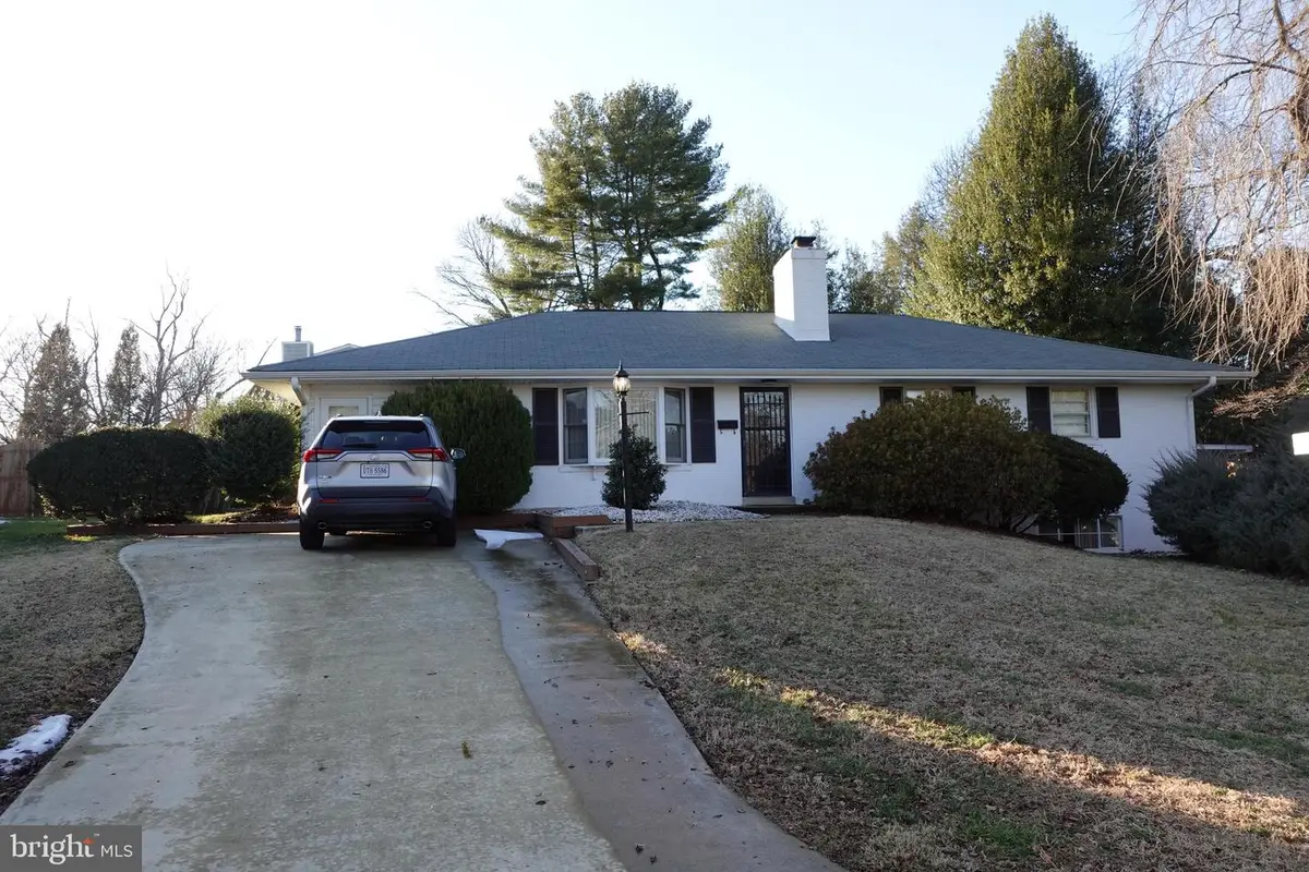 1806 Lansing Ct, McLean, VA 22101 - #1