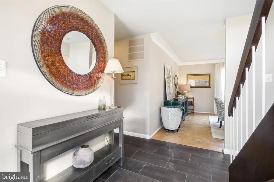 4229 Elizabeth Ln, Annandale, VA 22003 - #3