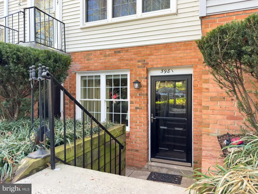 5981 First Landing Way #6, Burke, VA 22015 - #2