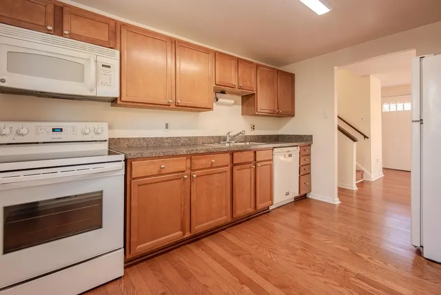 2658 Fanieul Hall Ct, Herndon, VA 20171 - #2