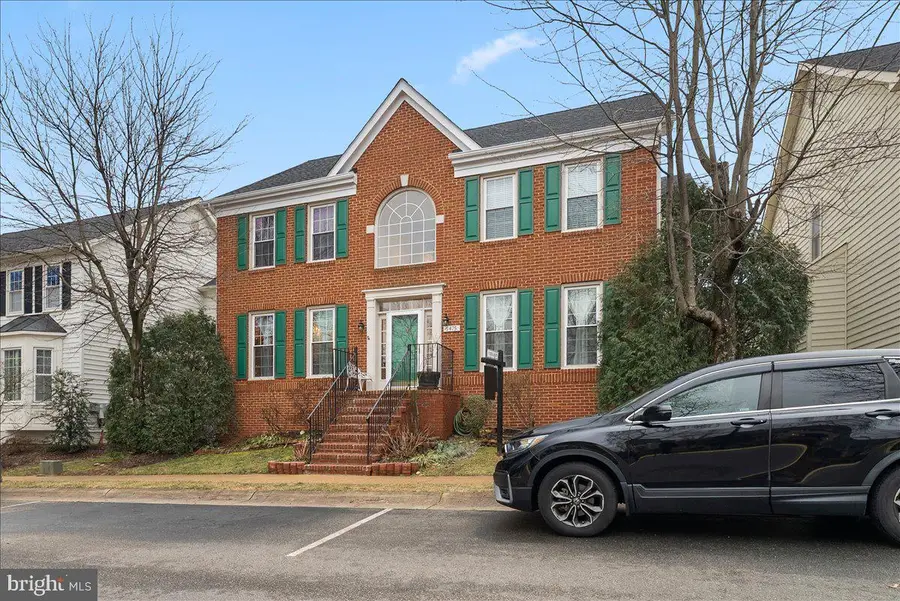 6475 Patuxent Vista Dr, Alexandria, VA 22312 - #3