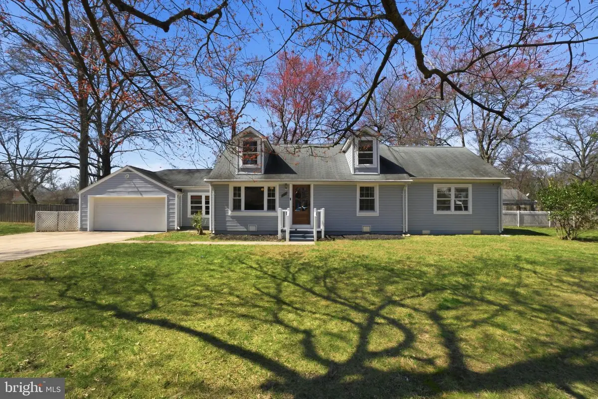 8804 Oak Leaf Dr, Alexandria, VA 22309 - #1