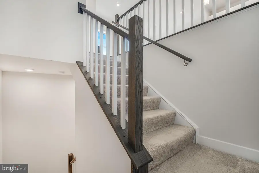 2747 Velocity Rd #30f, Herndon, VA 20171 - #3