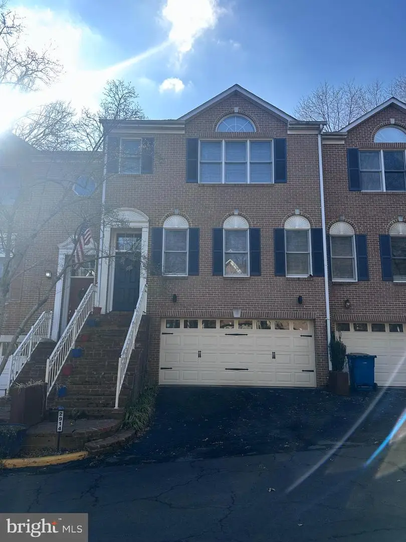 2914 Oakton Crest Pl, Vienna, VA 22181 - #2