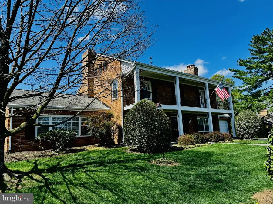 7210 Park Terrace Dr, Alexandria, VA 22307 - #2