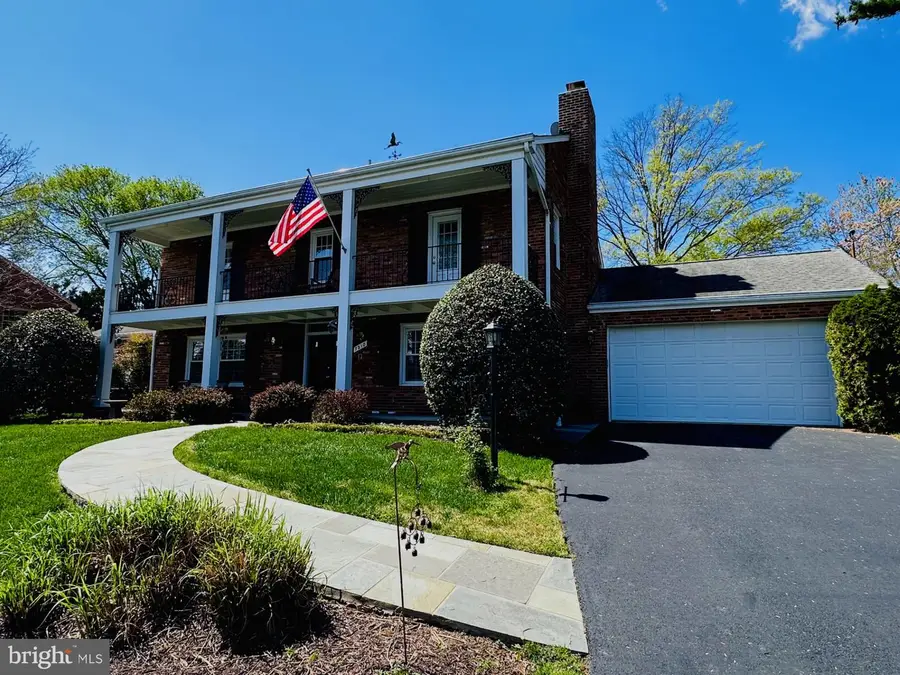 7210 Park Terrace Dr, Alexandria, VA 22307 - #3