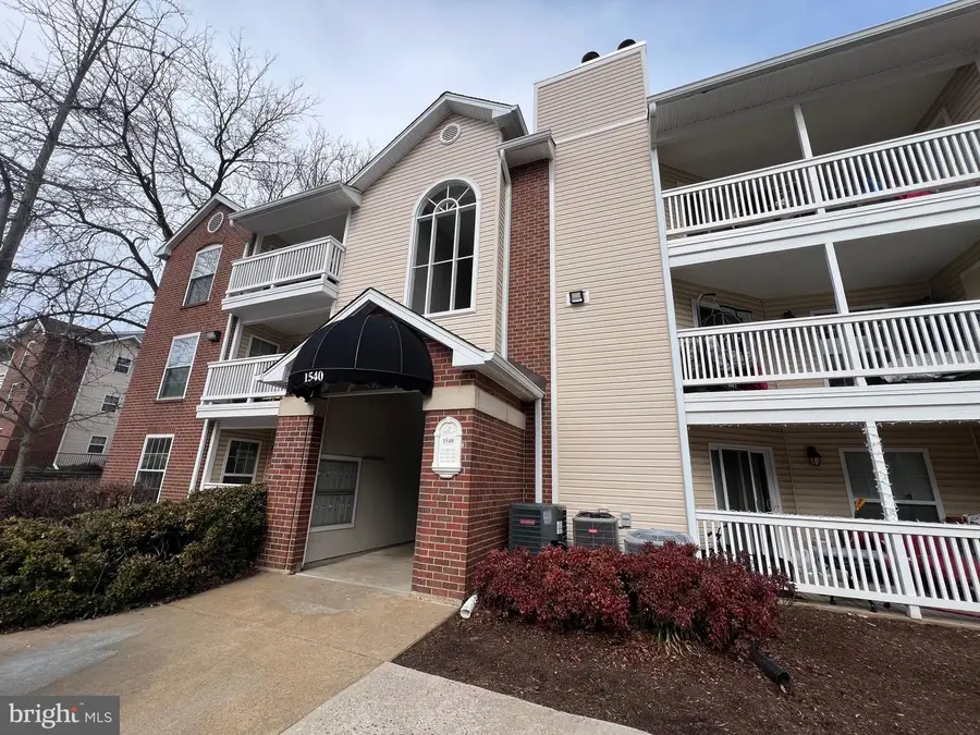 1540 Lincoln Way #101b, McLean, VA 22102 - #2