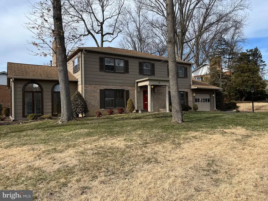 8410 Stockade Dr, Alexandria, VA 22308 - #2