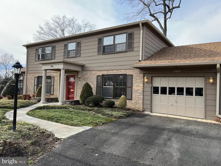 8410 Stockade Dr, Alexandria, VA 22308 - #3