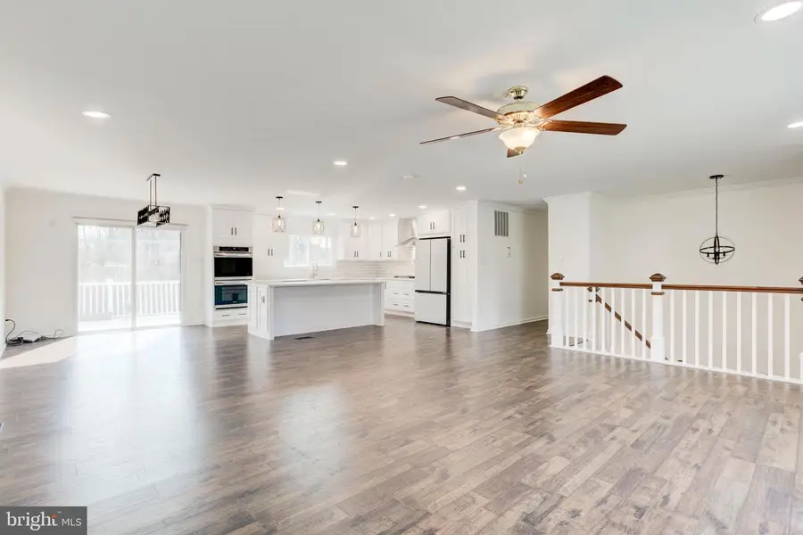 2318 Malraux Dr, Vienna, VA 22182 - #3