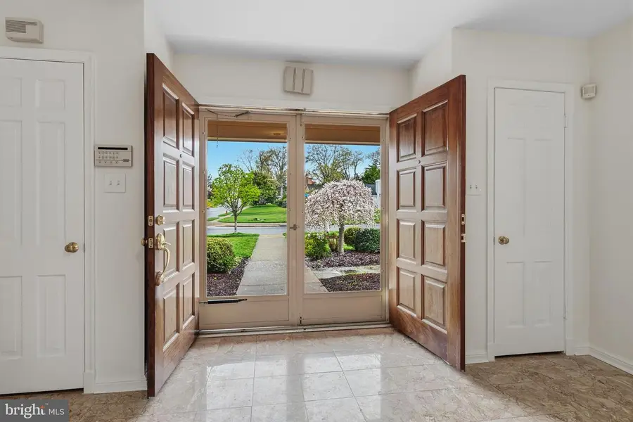 1213 Potomac School Rd, McLean, VA 22101 - #3