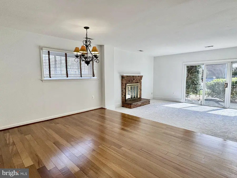 3758 Persimmon Cir, Fairfax, VA 22031 - #3